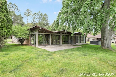 10-web-or-mls-4246-lin-nan-ln