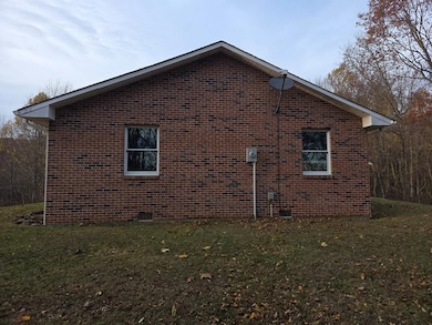 412 Yorkshire Rd, North Tazewell, VA 24630 - photo 5