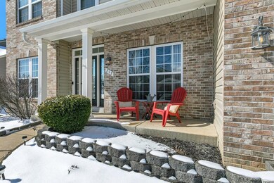 717 Brook Manor Ct, Lake Saint Louis, MO 63367 - photo 3