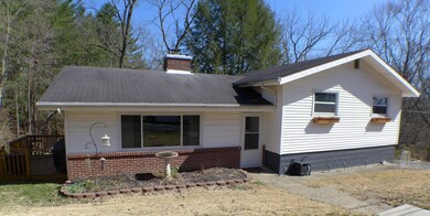 688 Walnut Dr, Logan, OH 43138 - photo 3