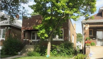2331 Harvey Ave, Berwyn, IL 60402 - photo 2