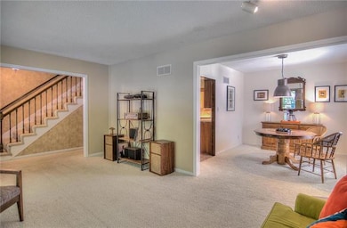 10019 Gillette St, Lenexa, KS 66215 - photo 4