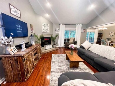 130 Hilltop Dr, Tumbling Shoals, AR 72581 - photo 3