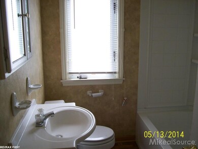 8076 Standard, Center Line, MI 48015 - photo 6