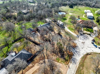 299 Faye Ln, Springtown, TX 76082 - photo 4