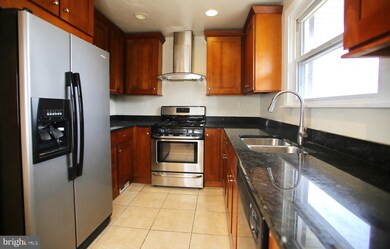 9207 Willow Ln, Adelphi, MD 20783 - photo 5