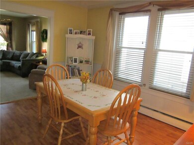 906 Chestnut St, Emmaus, PA 18049 - photo 5