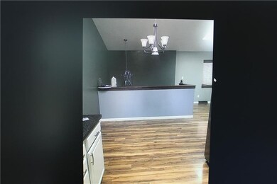 1025 Chad Ct, Plainfield, IN 46168 - photo 5