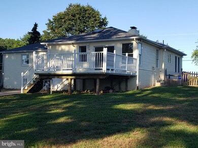 22812 Wildcat Rd, Gaithersburg, MD 20882 - photo 3