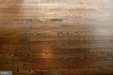 422 S Chapel Gate Ln, Baltimore, MD 21229 - photo 3