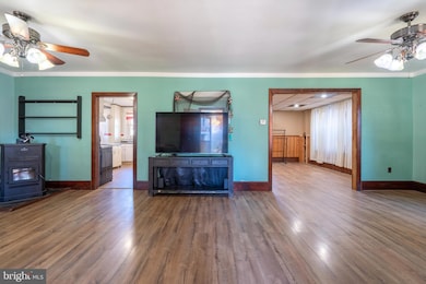 205 W 6th St, Boyertown, PA 19512 - photo 6