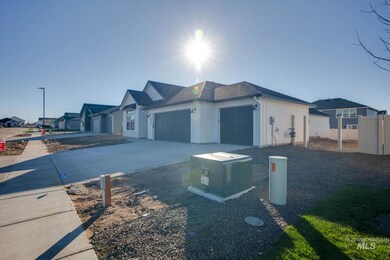 9185 W Candytuft St, Nampa, ID 83687 - photo 3