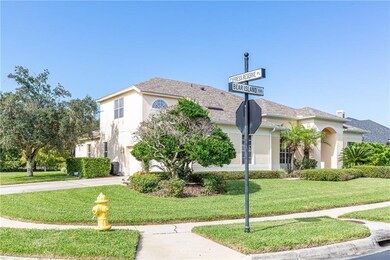 Side view - 3-car garage