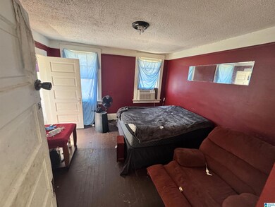 5041 Parkway, Fairfield, AL 35064 - photo 7