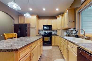 1813 Grannie Smith Ln NW, Cedar Rapids, IA 52405 - photo 7