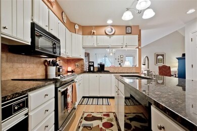 3 Foxglove Ct, Yarmouth, ME 04096 - photo 6