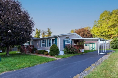 7139 Albany Post Rd unit 10, Rhinebeck, NY 12572 - photo 2