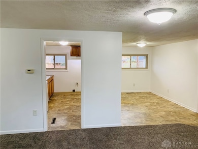 4796 Lamme Rd, Moraine, OH 45439 - photo 5