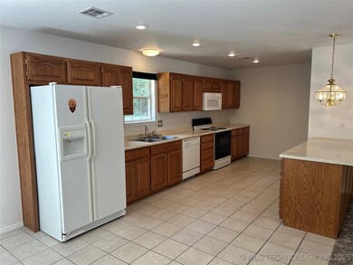 15005 S 125th St E, Webbers Falls, OK 74470 - photo 5