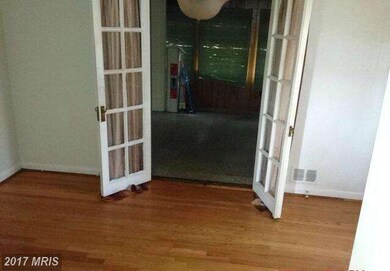 3212 Saint Lukes Ln, Gwynn Oak, MD 21207 - photo 4