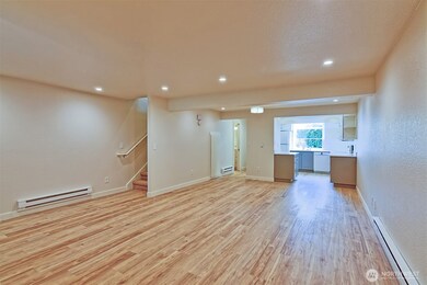 120 124th St SW unit C8, Everett, WA 98204 - photo 3