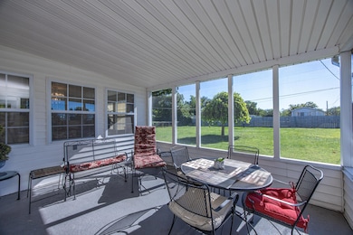 1210 Peacock Rd, Paris, KY 40361 - photo 7