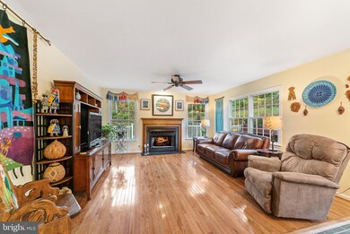 6426 White Oak Ln, Broad Run, VA 20137 - photo 7