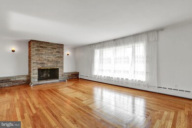 1 Hilltop Rd, Ewing, NJ 08638 - photo 4