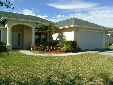 569 SW Undallo Rd, Port Saint Lucie, FL 34953 - photo 2
