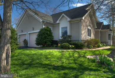 57 S Tamarac Dr, Shepherdstown, WV 25443 - photo 4