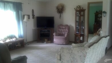 14915 Lafayette Center Rd, Roanoke, IN 46783 - photo 7