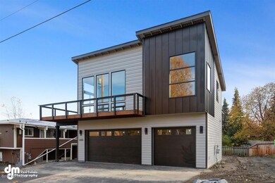 01-Exterior Front_KI_022