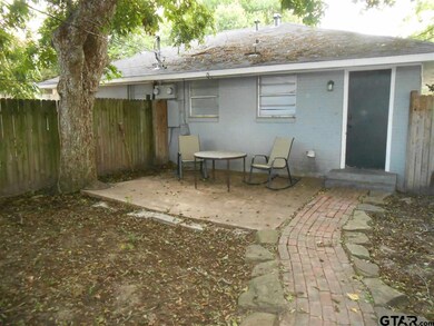 1912 Jarrel Ave, Tyler, TX 75701 - photo 5