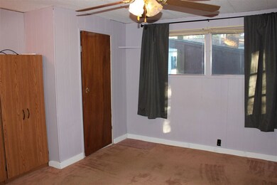 114 Sparrow St, Keene, NH 03431 - photo 4