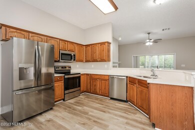 008-photo-kitchen-10639918