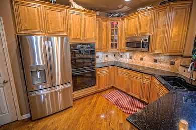 11 Poplar Dr unit 11, Prospect, CT 06712 - photo 4