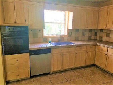 Kitchen (3)