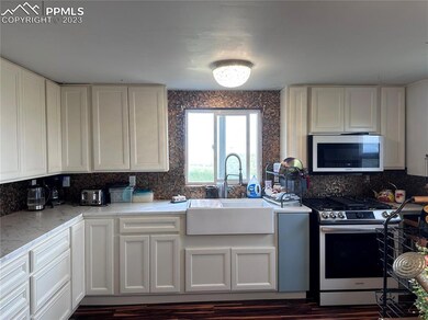 New kitchen