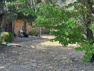715 North Ave E, Springtown, TX 76082 - photo 4