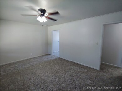 507 E Comanche St, Jenks, OK 74037 - photo 2