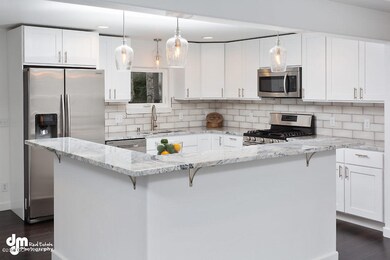 Kitchen_DMD_7662-SMALL