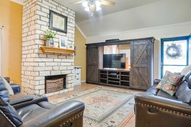 102 Whiterock Ct, Weatherford, TX 76086 - photo 7