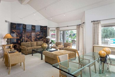 05Living-DiningRoom