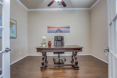 Office or study or whatever you would like to use 