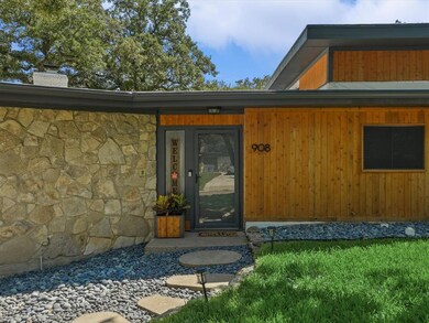 908 Wade Dr, Bedford, TX 76022 - photo 4