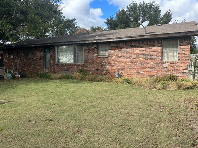 929 Creek, Lindsey, OK 73052 - photo 6