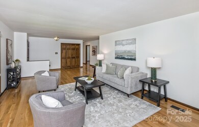 27 Glen Crest Dr, Arden, NC 28704 - photo 4