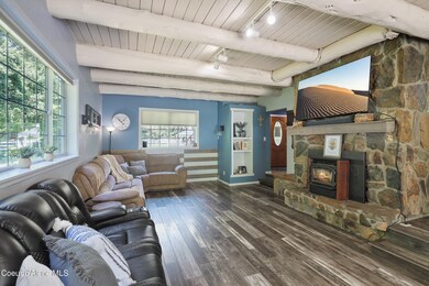 009_Living Room