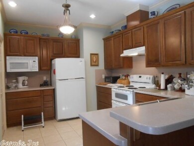 Double oven, dishwasher, disposal, refrigerator