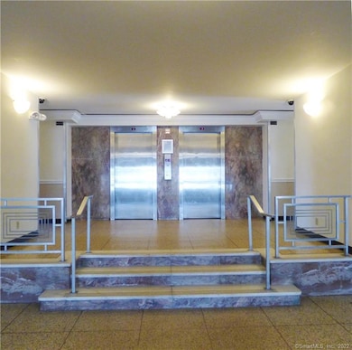 Fountain Terrace at Strawberry Hill unit 502, Stamford, CT 06902 - photo 3